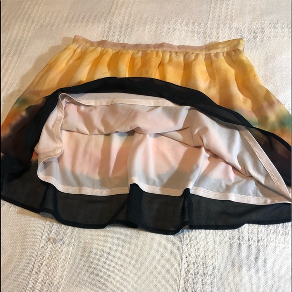 Beautiful women’s summer skirt! - Picture 6 of 11